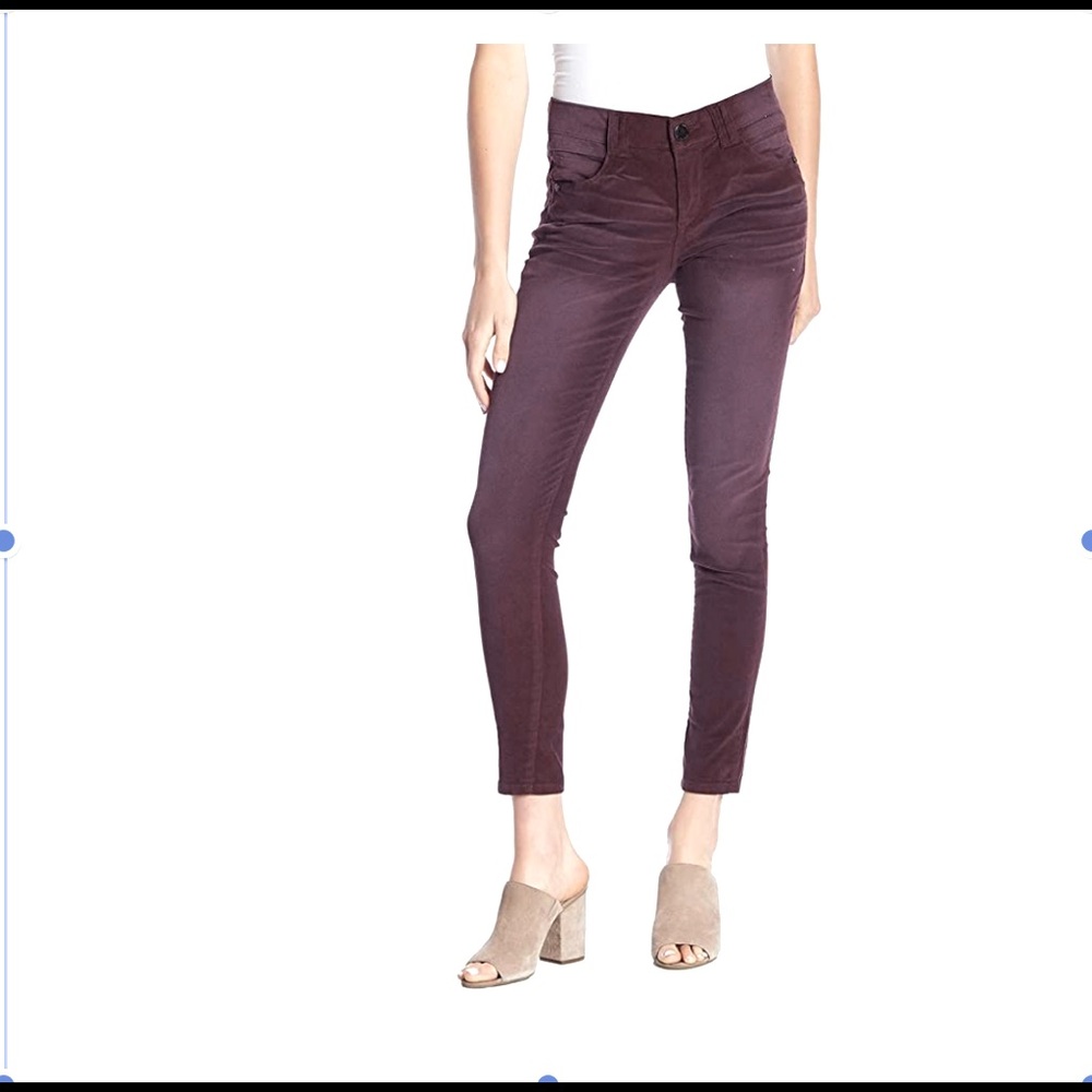 DEMOCRACY Plum Skinny Jeans with AB Technology🌸